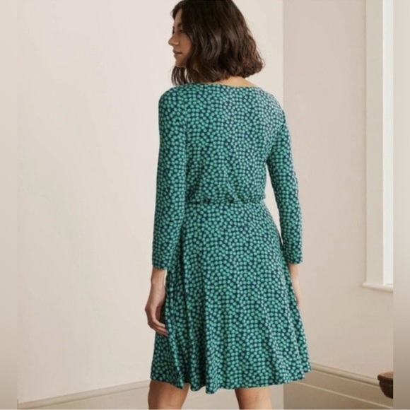 Boden Nellie Jersey Dress - Picture 2 of 10